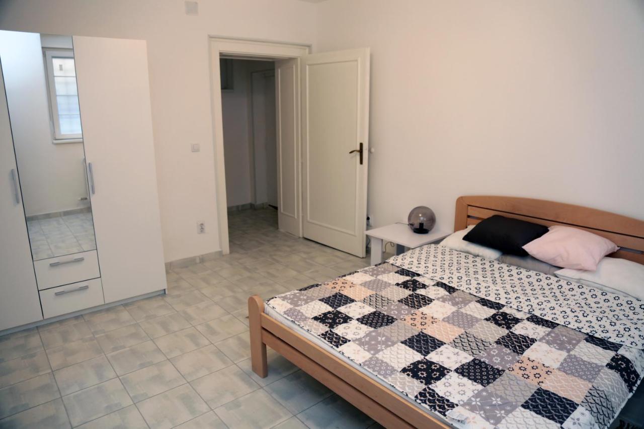 Petars Apartment Belgrado Exterior foto