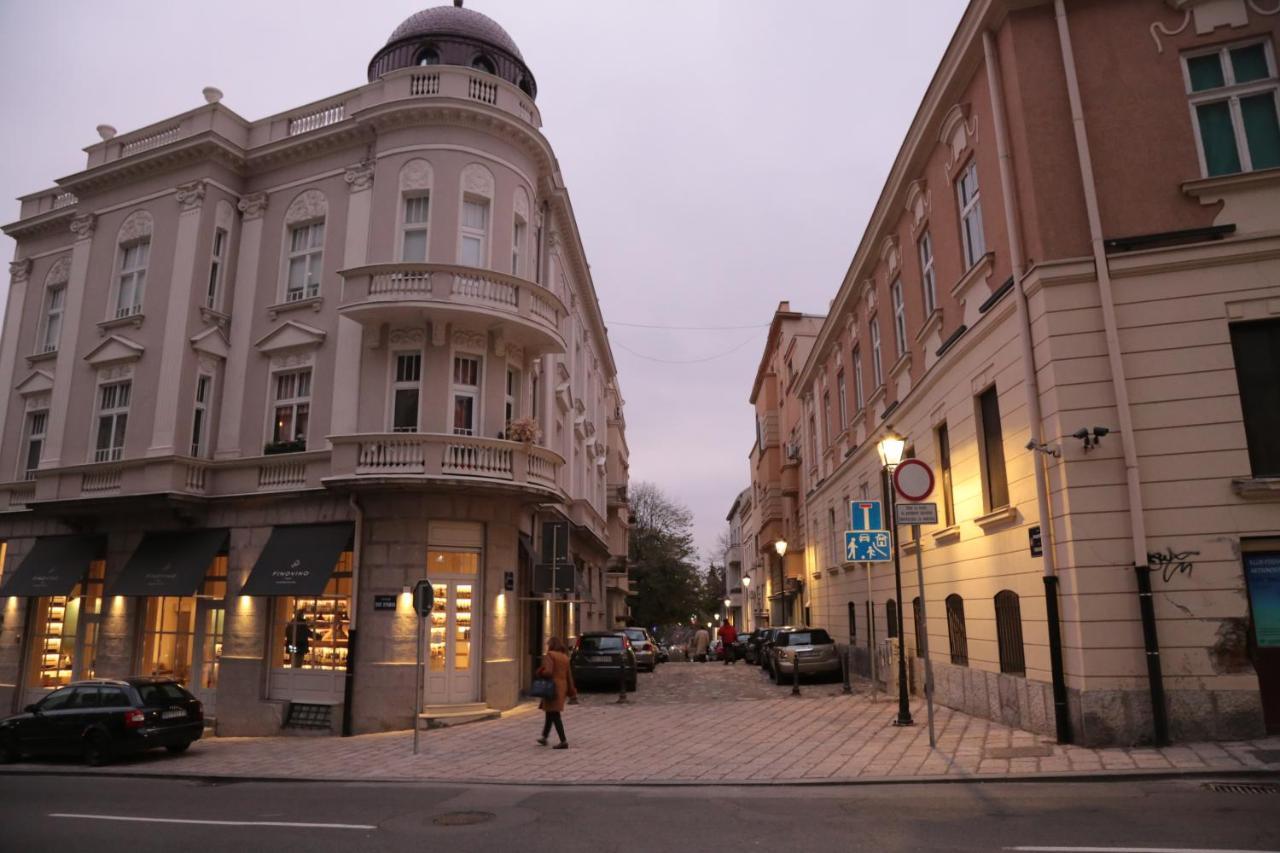 Petars Apartment Belgrado Exterior foto